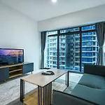 Eaton Residence Klcc By Yemala